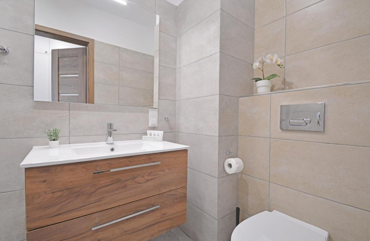 Apartamenty Bryza - Apartament Sun Towers 27 Swinoujscie Bagian luar foto